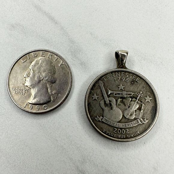 Vintage 2002 Tennessee US State Musical Heritage Quarter Coin Pendant - Picture 6 of 8